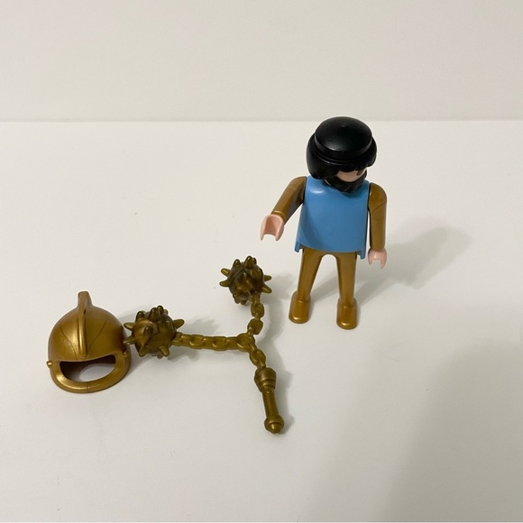 Playmobil Geobra 1974 Vintage Gold Mediaeval Armour Figure - Picture 8 of 11